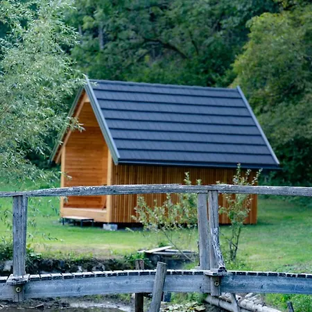 度假居 Glamping Logar